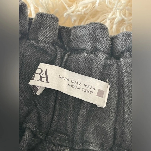 Zara elastic high waist paper bag mom jeans raw hem washed black size 2 - Picture 4 of 7